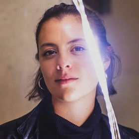 Léa_Perron