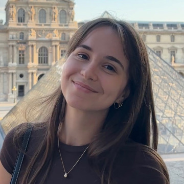Charlotte_Amrouni