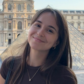 Charlotte_Amrouni